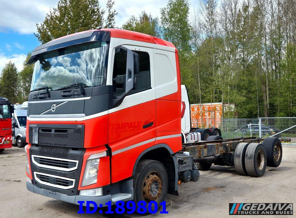 VOLVO FH13 500HP 6x2 Euro6 - Грузовик-шасси: фото 1 VOLVO FH13 500HP 6x2 Euro6 - Грузовик-шасси: фото 1