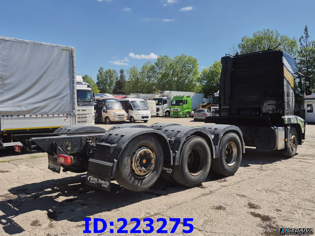 VOLVO FH13 540HP 8X4 (Steering axle) RETARDER - Грузовик-шасси: фото 5 VOLVO FH13 540HP 8X4 (Steering axle) RETARDER - Грузовик-шасси: фото 5
