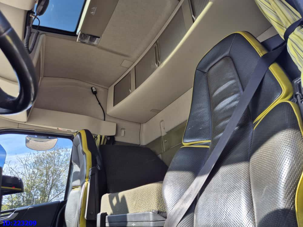 Грузовик-шасси VOLVO FH16 750HP 8x4 Steering axle: фото 12