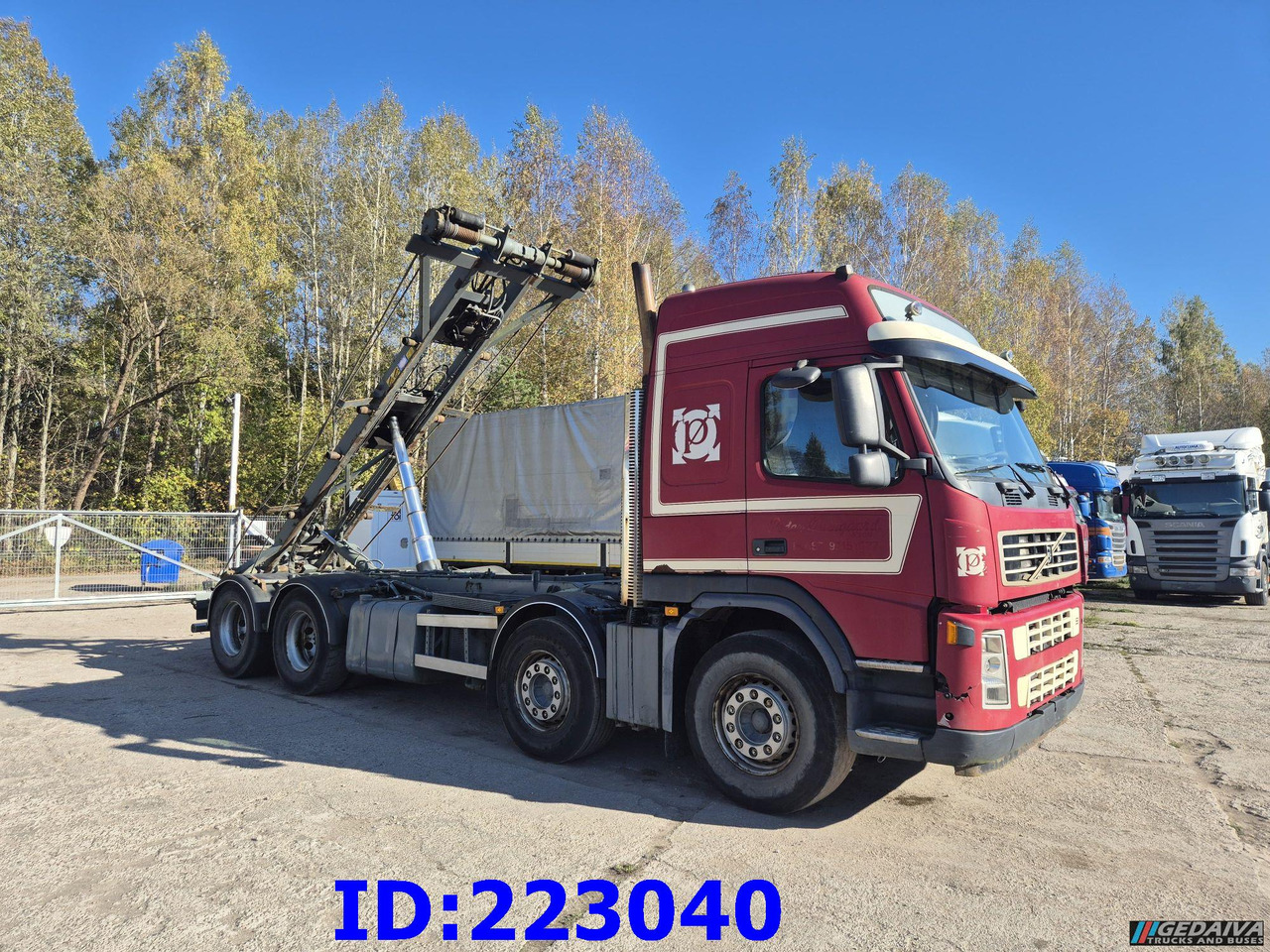 VOLVO FM12 420HP 8x2 - Тросовый мультилифт: фото 3 VOLVO FM12 420HP 8x2 - Тросовый мультилифт: фото 3