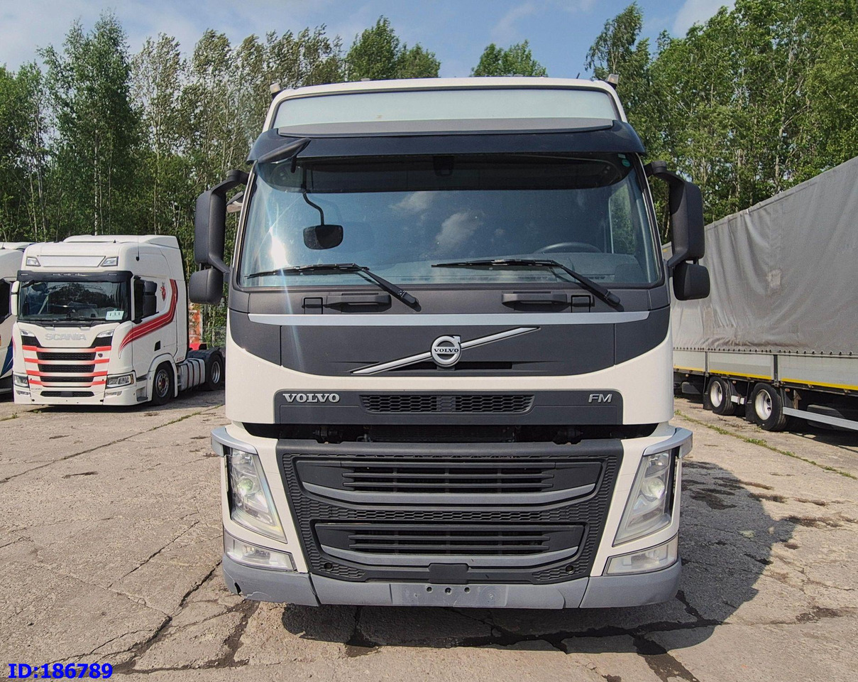VOLVO FM13 500HP 6x2 - Грузовик-шасси: фото 2 VOLVO FM13 500HP 6x2 - Грузовик-шасси: фото 2