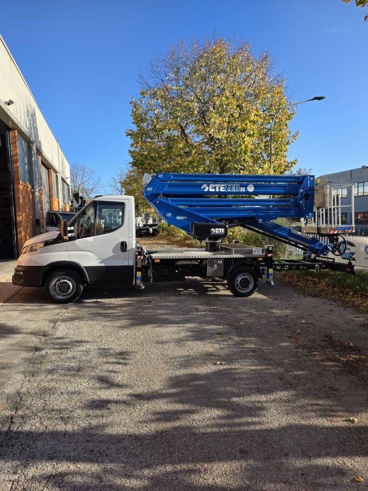 CTE ZED 25 - Грузовик с подъемником: фото 1 CTE ZED 25 - Грузовик с подъемником: фото 1