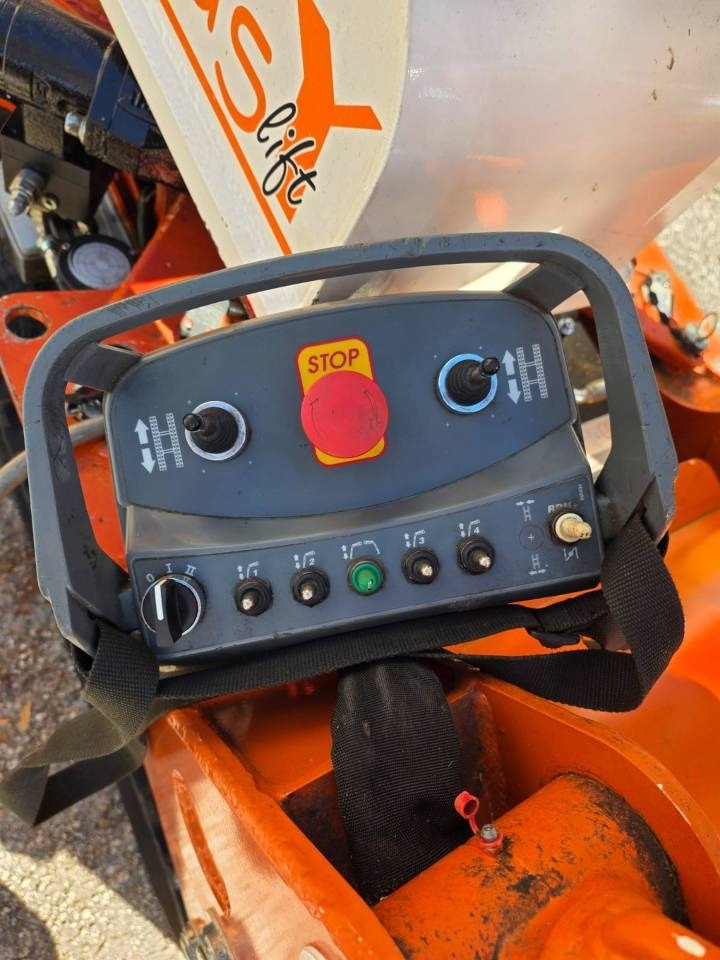 Подъёмник EasyLift R 190: фото 6 Подъёмник EasyLift R 190: фото 6