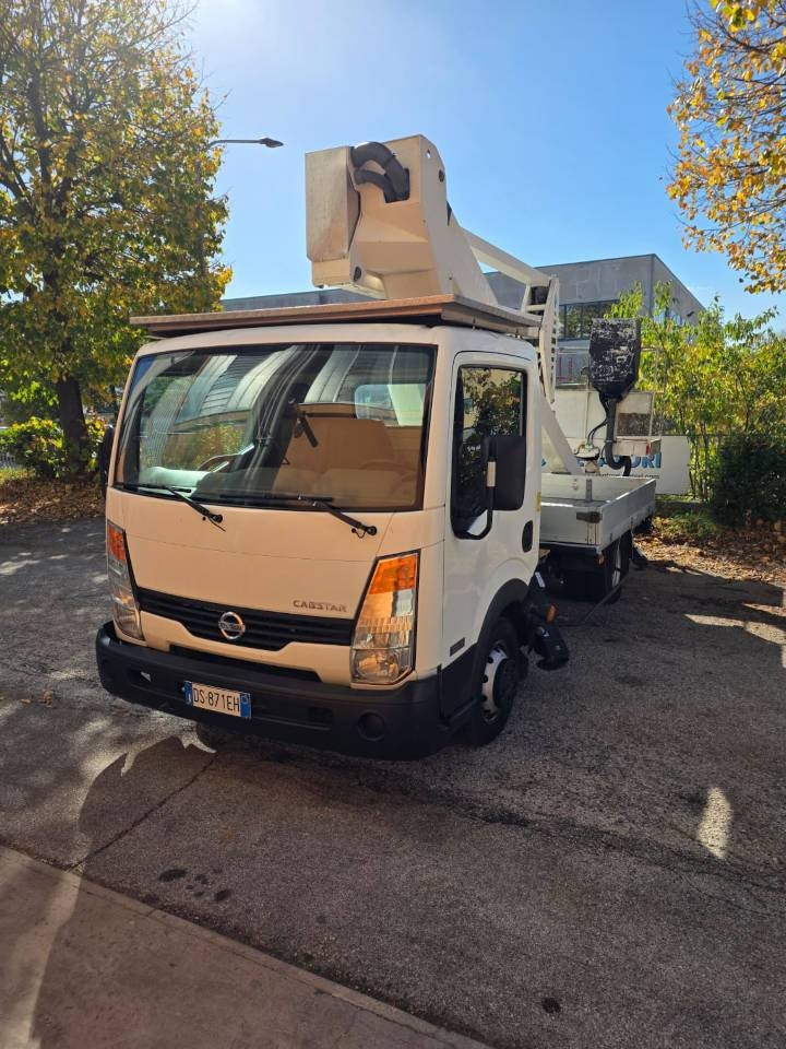 GSR E219PX E4 - Грузовик с подъемником: фото 1 GSR E219PX E4 - Грузовик с подъемником: фото 1