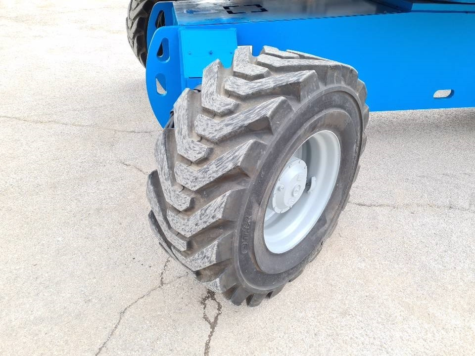 Телескопический подъемник Genie S125 4WD: фото 13