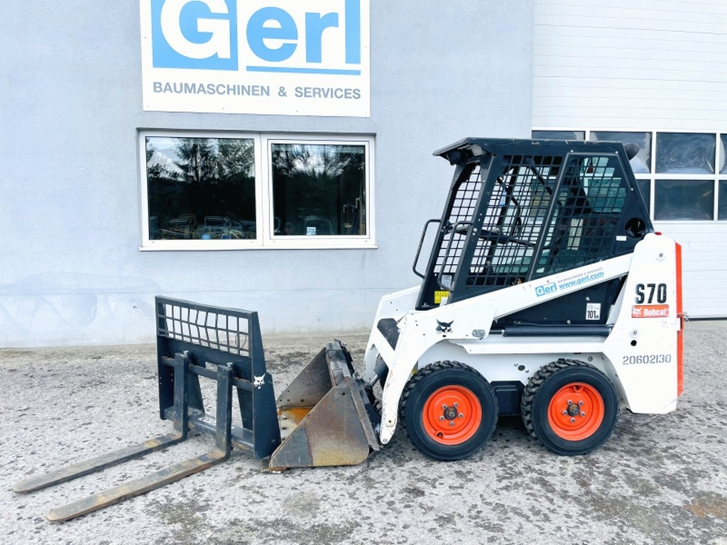 Bobcat S70 (4005) - Мини-погрузчик с бортовым поворотом: фото 3 Bobcat S70 (4005) - Мини-погрузчик с бортовым поворотом: фото 3