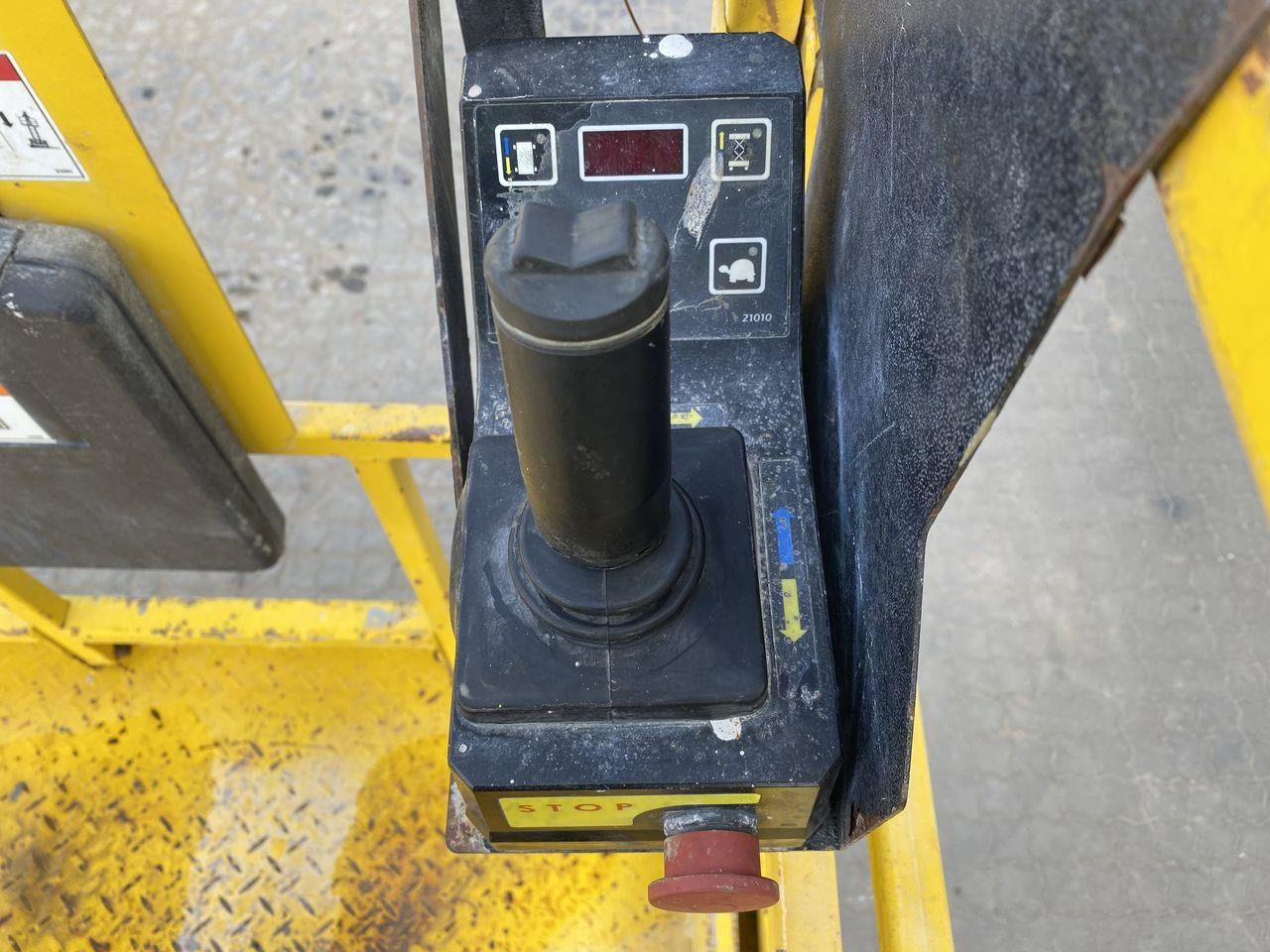 GMG 4646-ED 2.0 - Ножничный подъемник: фото 3 GMG 4646-ED 2.0 - Ножничный подъемник: фото 3