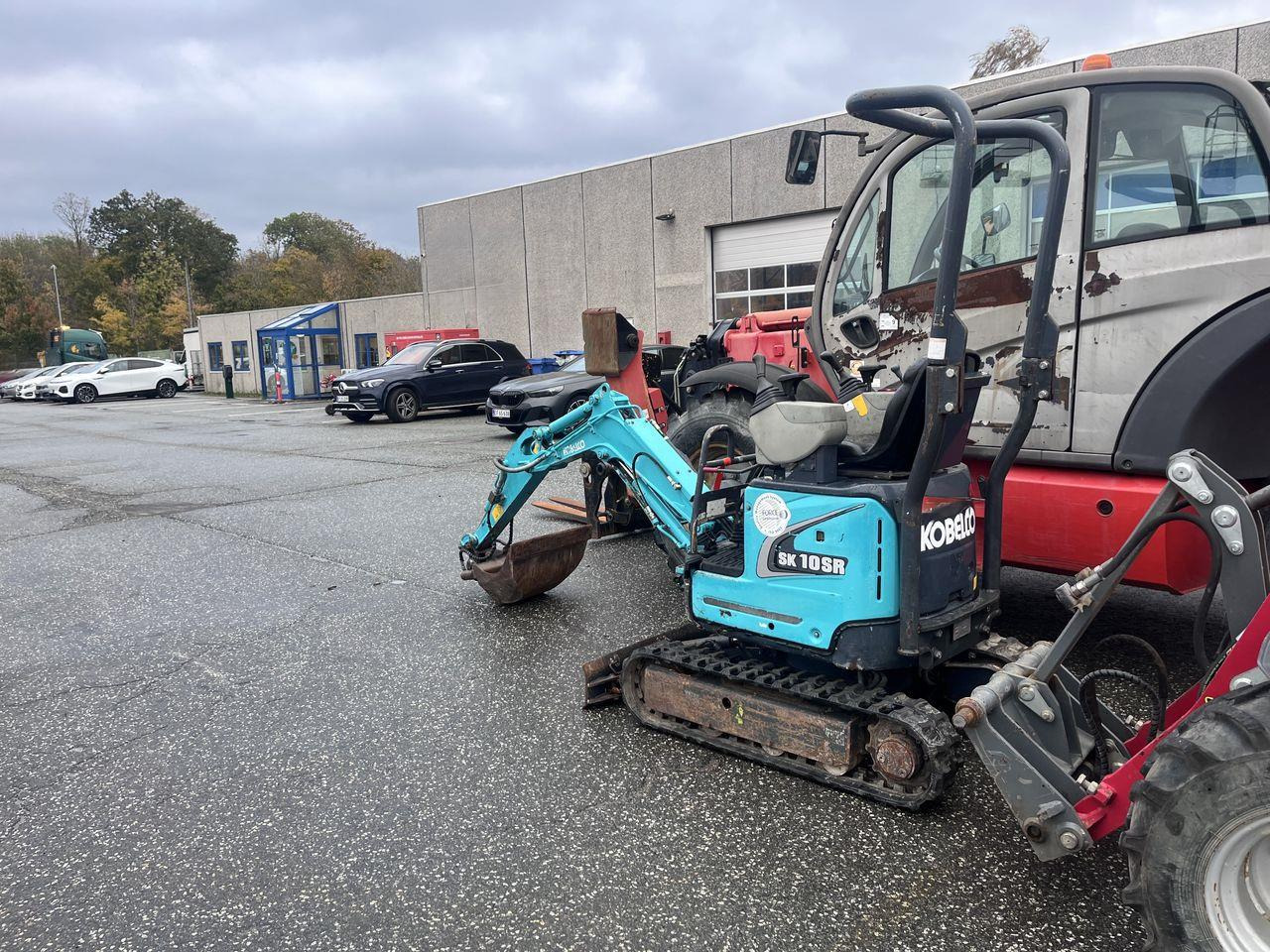 Kobelco SK10SR-2 - Мини-экскаватор: фото 2 Kobelco SK10SR-2 - Мини-экскаватор: фото 2