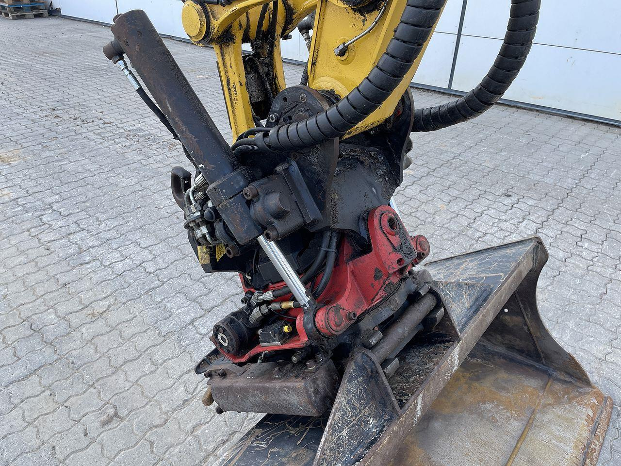 Мини-экскаватор Komatsu PC88MR-10: фото 8