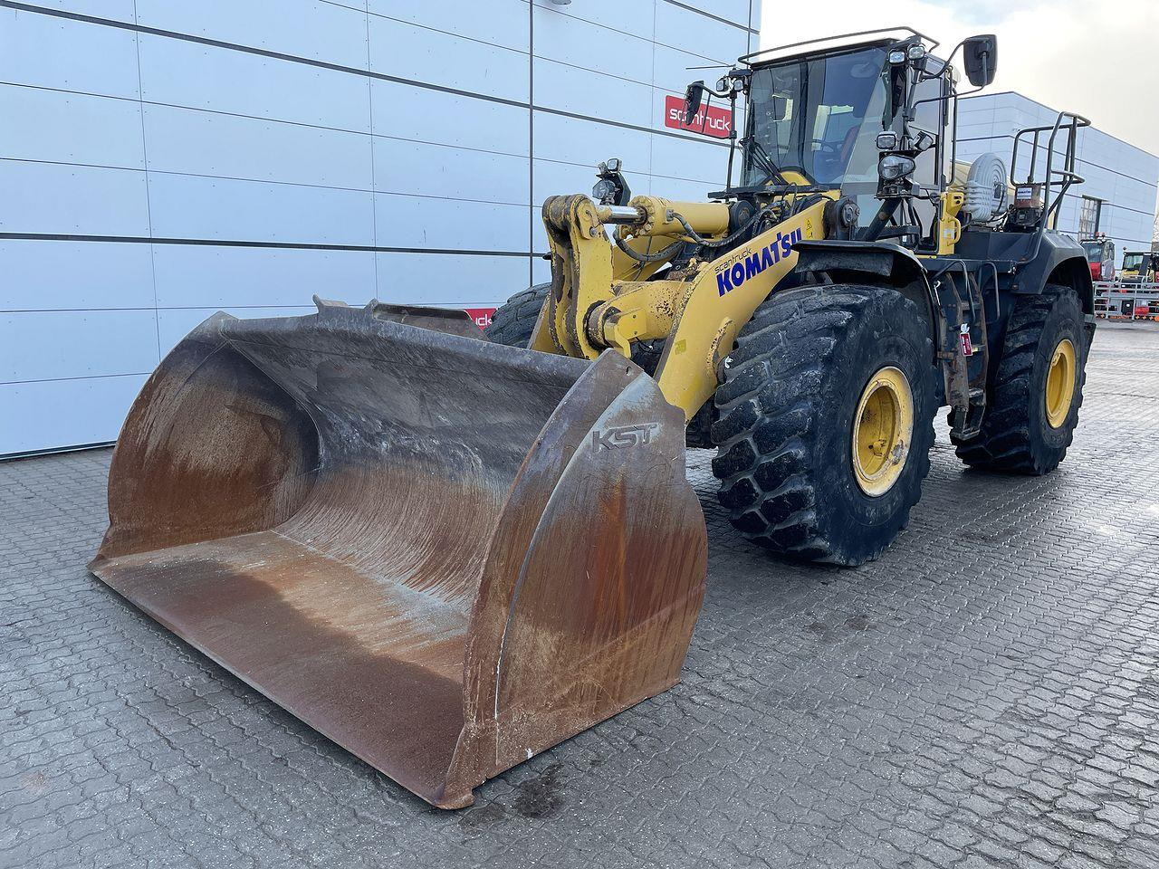 Komatsu WA475-10EO - Колёсный погрузчик: фото 1 Komatsu WA475-10EO - Колёсный погрузчик: фото 1