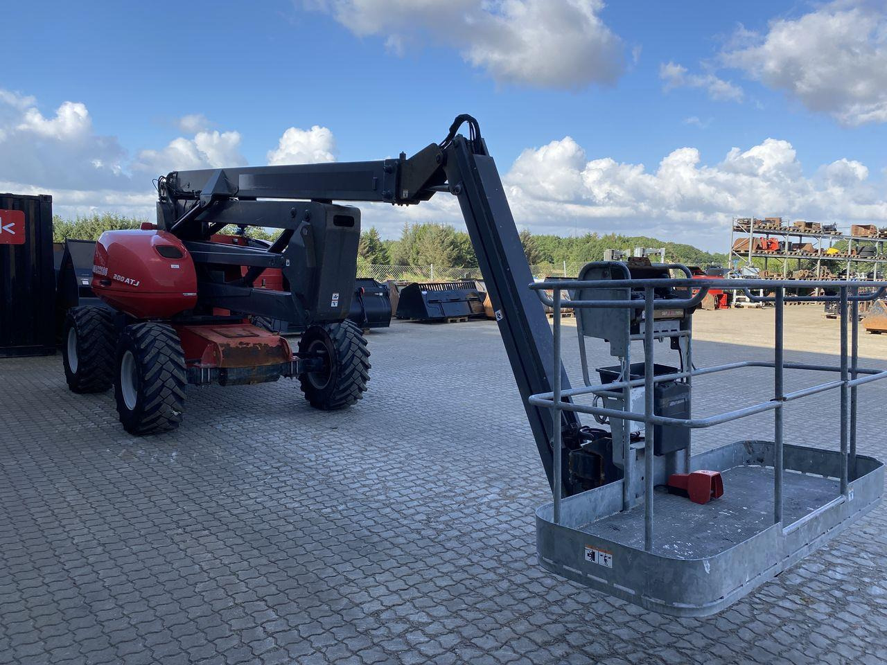 Manitou 200ATJ RC - Коленчатый подъемник: фото 5 Manitou 200ATJ RC - Коленчатый подъемник: фото 5