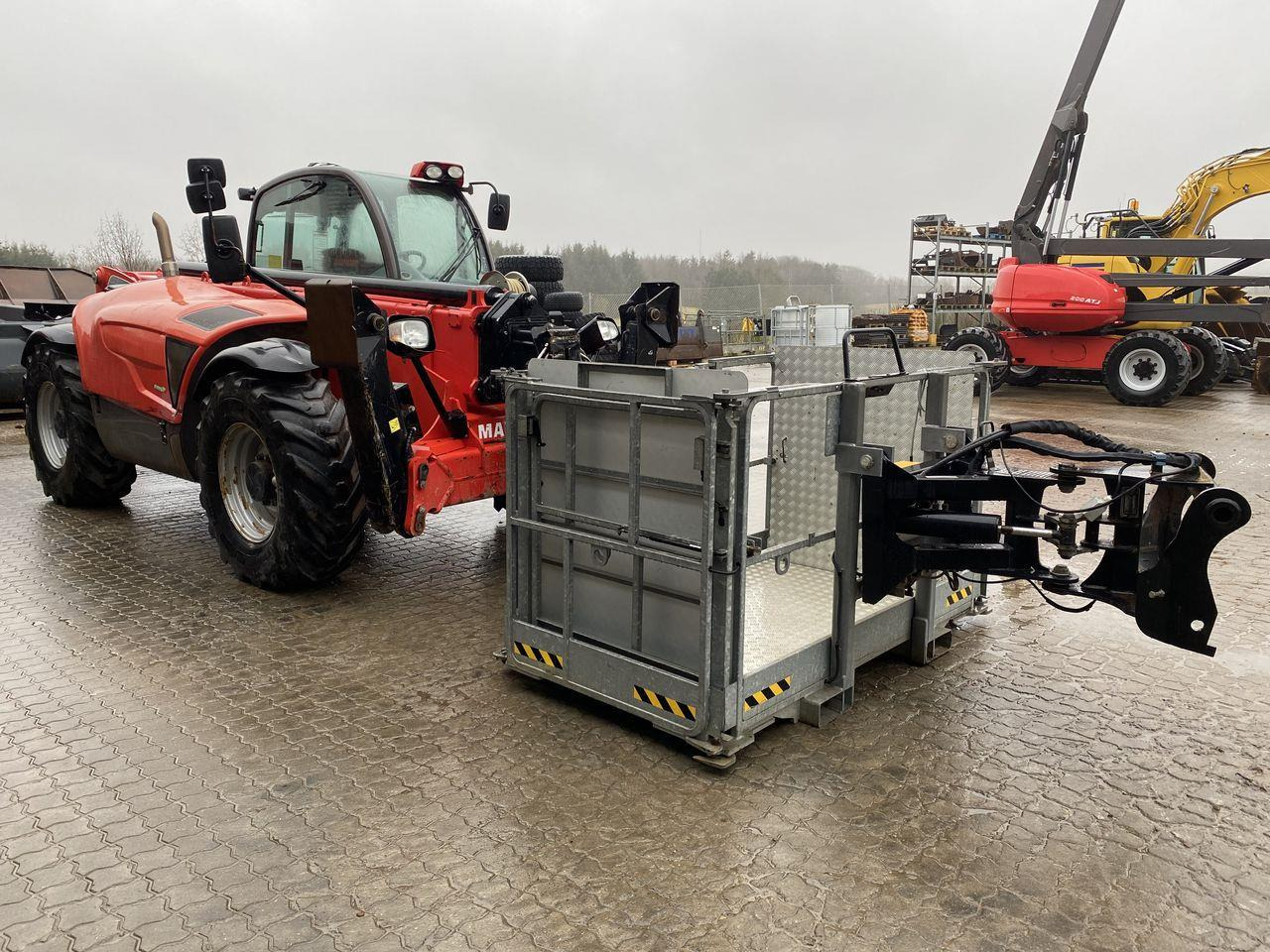 Manitou MT1440A ST3B - Телескопический погрузчик: фото 5 Manitou MT1440A ST3B - Телескопический погрузчик: фото 5