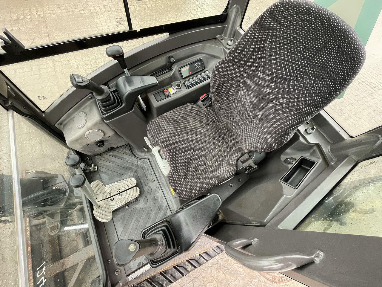 Volvo ECR25 - Мини-экскаватор: фото 3 Volvo ECR25 - Мини-экскаватор: фото 3