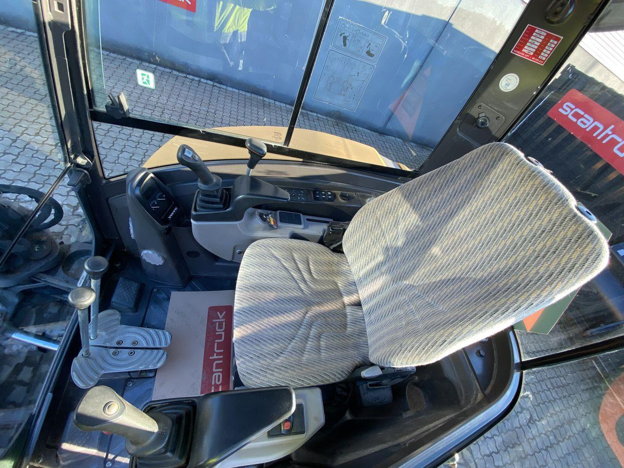 Volvo ECR50 - Мини-экскаватор: фото 3 Volvo ECR50 - Мини-экскаватор: фото 3