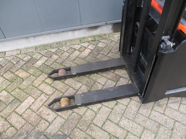 Штабелер BT SWE 120: фото 6