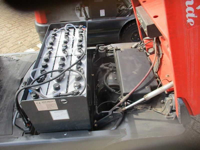 Складской тягач Linde P 60: фото 8 Складской тягач Linde P 60: фото 8