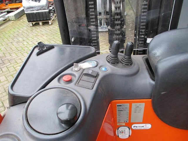 Rocla SST16 TREV 5400 - Штабелер: фото 5 Rocla SST16 TREV 5400 - Штабелер: фото 5