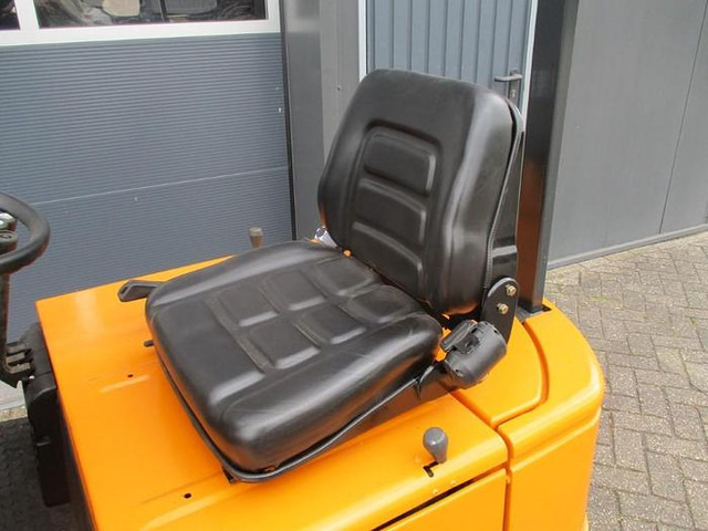 Still R 50-12 - Электропогрузчик: фото 4 Still R 50-12 - Электропогрузчик: фото 4