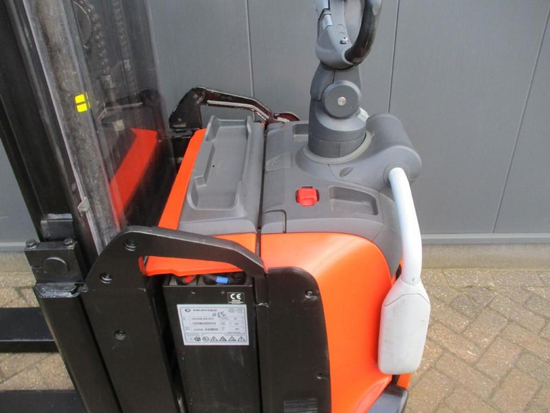 Штабелер Toyota SPE 120L: фото 10