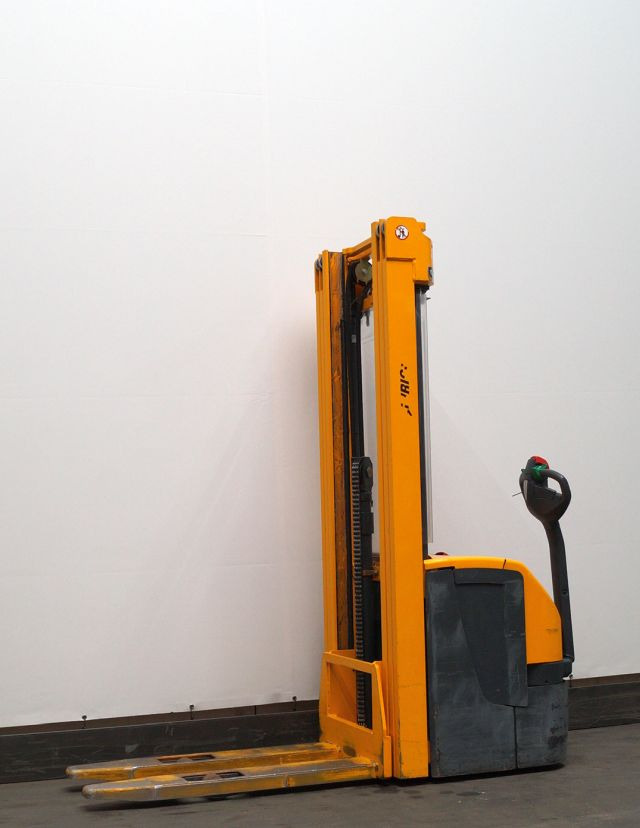 Jungheinrich EJC214 - Штабелер: фото 1 Jungheinrich EJC214 - Штабелер: фото 1