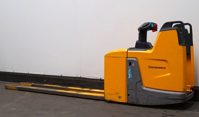 Jungheinrich ERE225 - Тележка: фото 2 Jungheinrich ERE225 - Тележка: фото 2