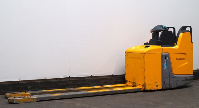 Jungheinrich ERE225 - Тележка: фото 1 Jungheinrich ERE225 - Тележка: фото 1