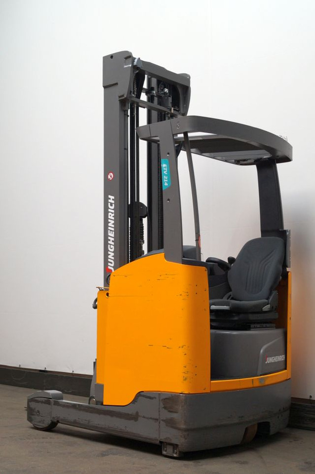 Ричтрак Jungheinrich ETV214: фото 1