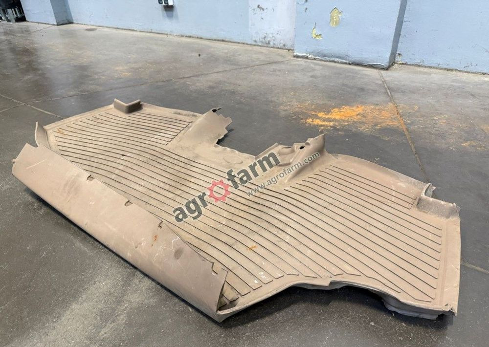 Mata podłogowa, John Deere 6155M - Кабина и интерьер: фото 1 Mata podłogowa, John Deere 6155M - Кабина и интерьер: фото 1