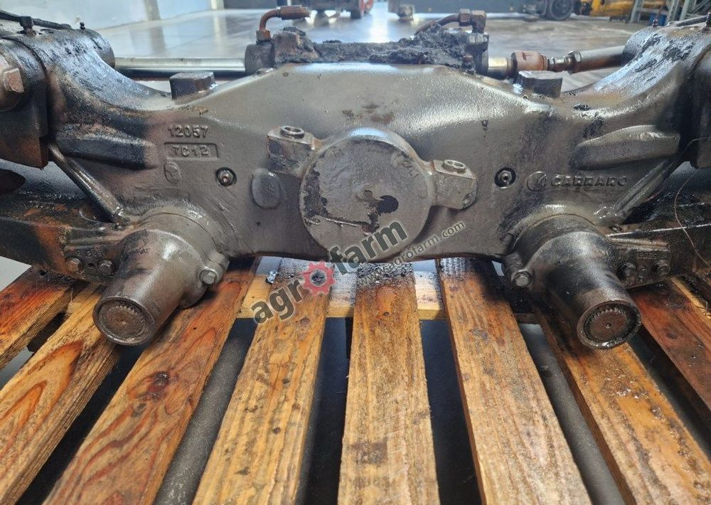 Most przedni Claas Arion 640 Carraro 20.29Si 38891 - Трансмиссия: фото 3 Most przedni Claas Arion 640 Carraro 20.29Si 38891 - Трансмиссия: фото 3