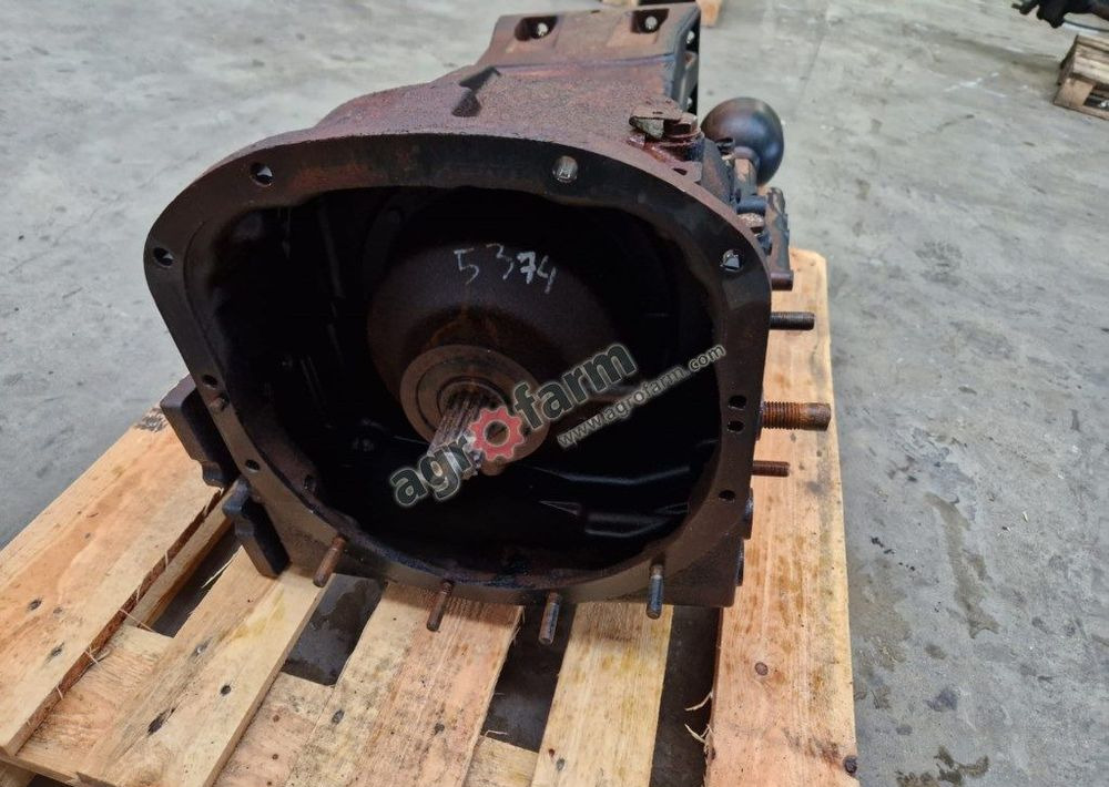 Skrzynia biegów New Holland T5040 - Коробка передач: фото 4 Skrzynia biegów New Holland T5040 - Коробка передач: фото 4