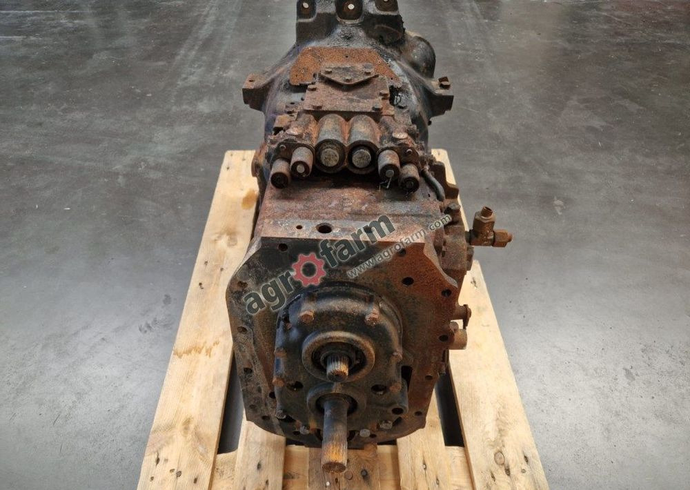 Skrzynia biegów New Holland T6.175 44980087 - Коробка передач: фото 4 Skrzynia biegów New Holland T6.175 44980087 - Коробка передач: фото 4