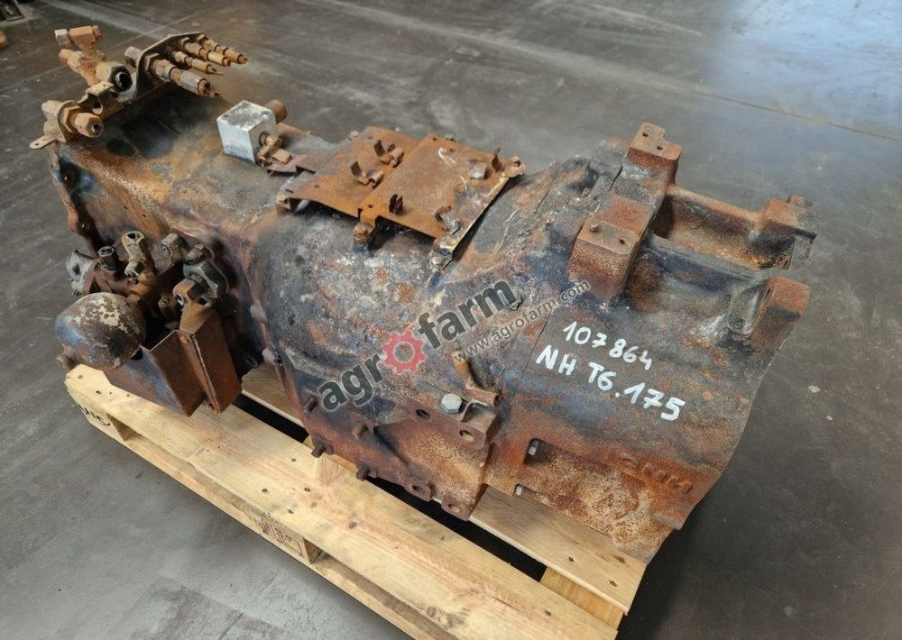 Skrzynia biegów New Holland T6.175 47556460 - Коробка передач: фото 2 Skrzynia biegów New Holland T6.175 47556460 - Коробка передач: фото 2