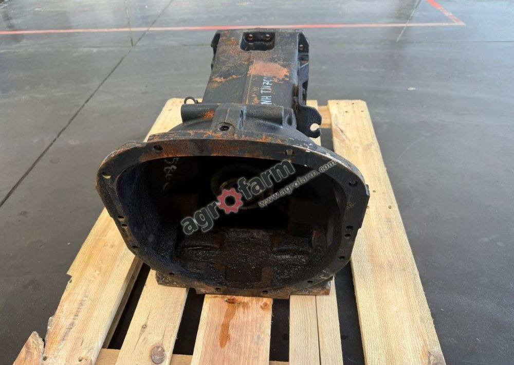 Skrzynia biegów New Holland TN70VA - Коробка передач: фото 2 Skrzynia biegów New Holland TN70VA - Коробка передач: фото 2