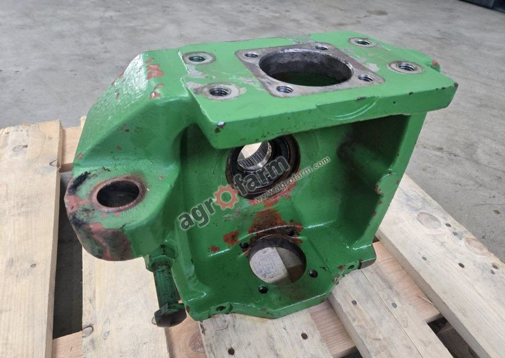 Zwrotnica John Deere 6800, 6900, 6810, 6820 - Трансмиссия: фото 2 Zwrotnica John Deere 6800, 6900, 6810, 6820 - Трансмиссия: фото 2