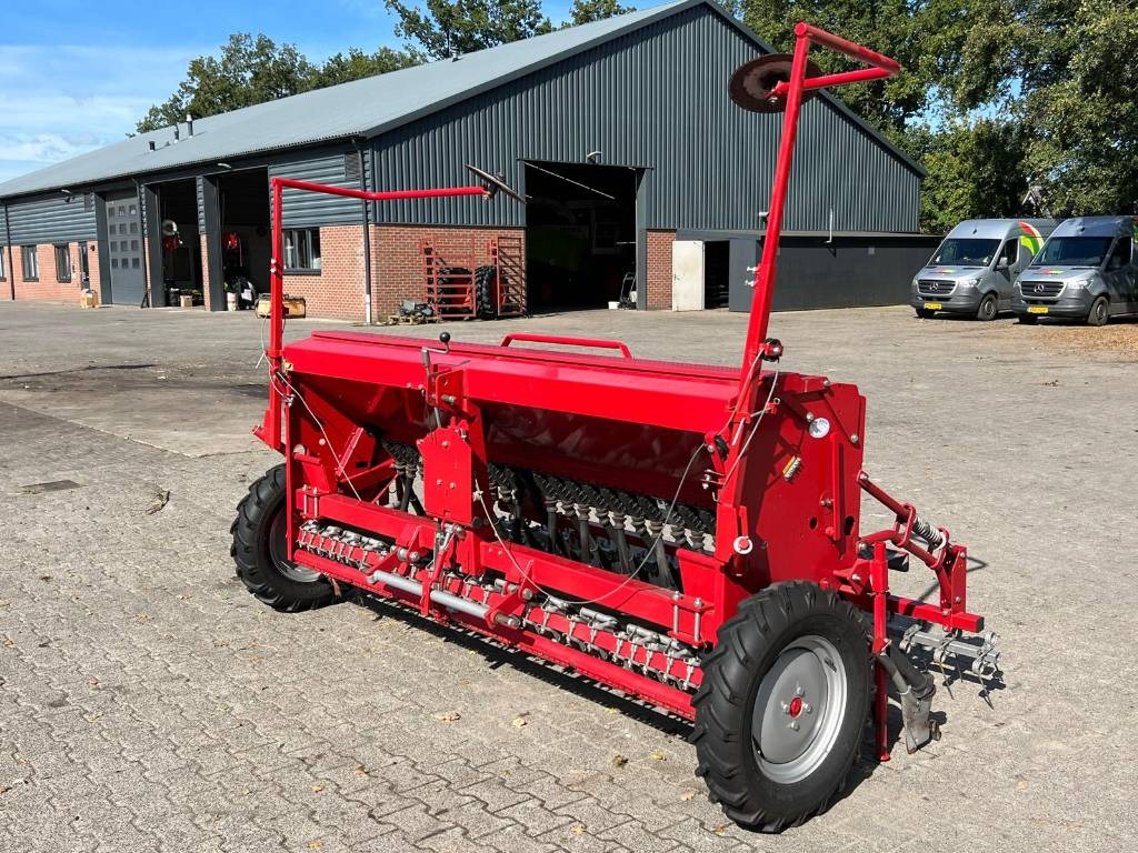 Сеялка Kongskilde Demeter classic 3000: фото 1