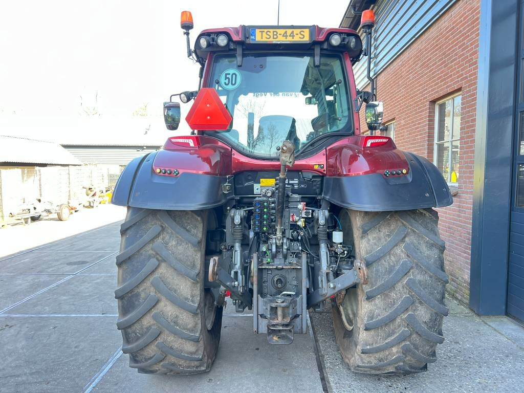 Valtra T 174 Versu - Трактор: фото 4 Valtra T 174 Versu - Трактор: фото 4