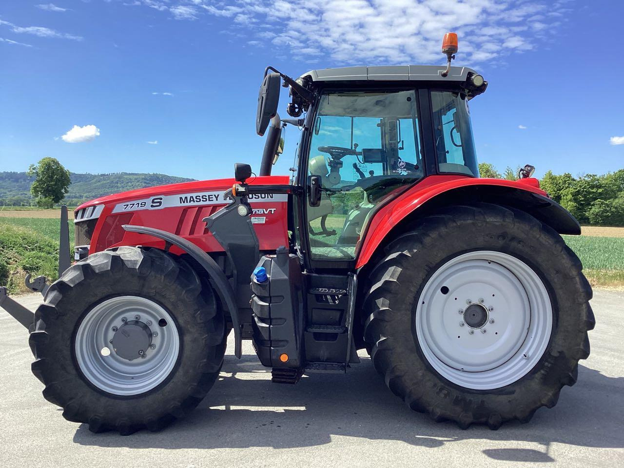 Massey Ferguson 7719 Dyna VT - Трактор: фото 2 Massey Ferguson 7719 Dyna VT - Трактор: фото 2
