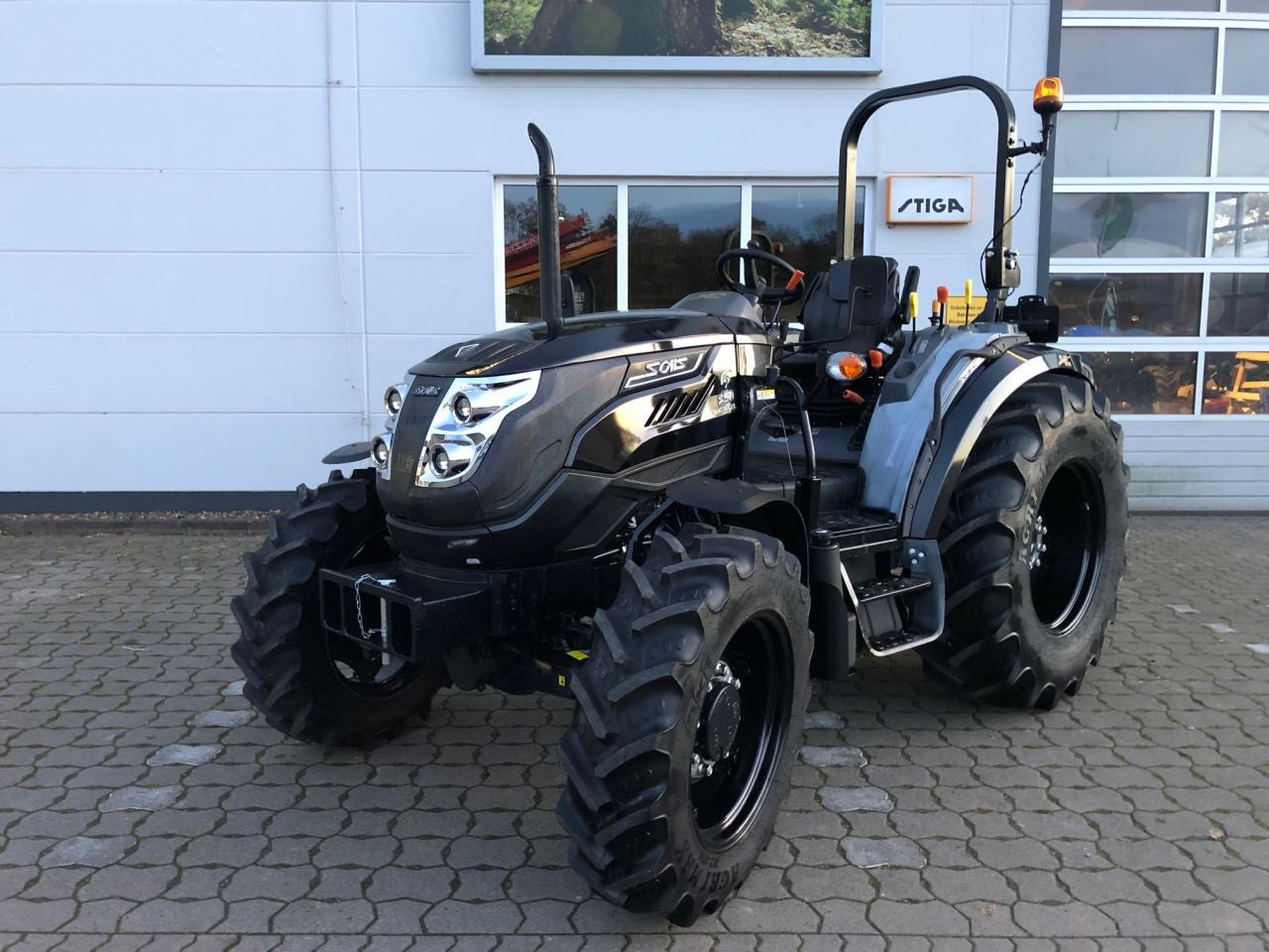 Solis 50 Stage V Panther - Трактор: фото 2 Solis 50 Stage V Panther - Трактор: фото 2