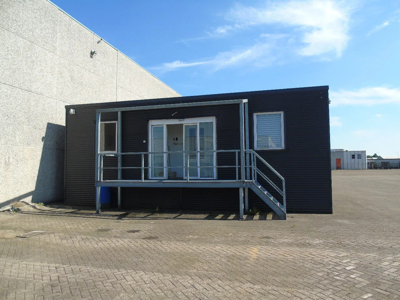 Bosch 100M2 COMPLETE OFFICE UNIT, FOTOS BEFORE AND AFTER / 2OFFICE + TOILET + KITCHEN + KANTOOR - Оборудование для гаражей/ Мастерских: фото 3 Bosch 100M2 COMPLETE OFFICE UNIT, FOTOS BEFORE AND AFTER / 2OFFICE + TOILET + KITCHEN + KANTOOR - Оборудование для гаражей/ Мастерских: фото 3