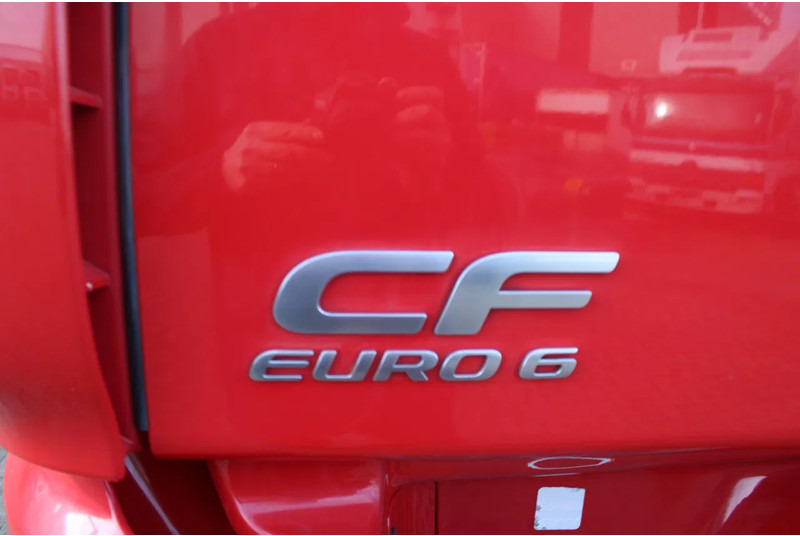 DAF CF 330 + 6X2 + LIFT - Грузовик с закрытым кузовом: фото 4 DAF CF 330 + 6X2 + LIFT - Грузовик с закрытым кузовом: фото 4