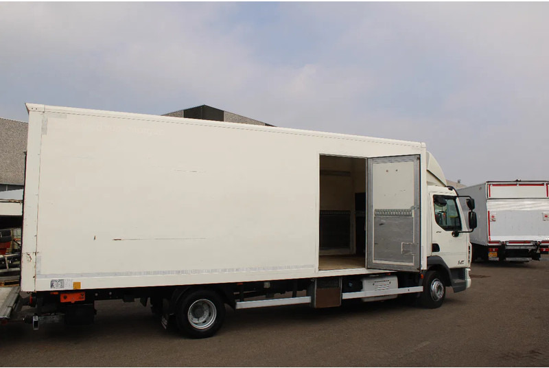 DAF LF 210 + EURO 6 + LIFT - Грузовик с закрытым кузовом: фото 4 DAF LF 210 + EURO 6 + LIFT - Грузовик с закрытым кузовом: фото 4