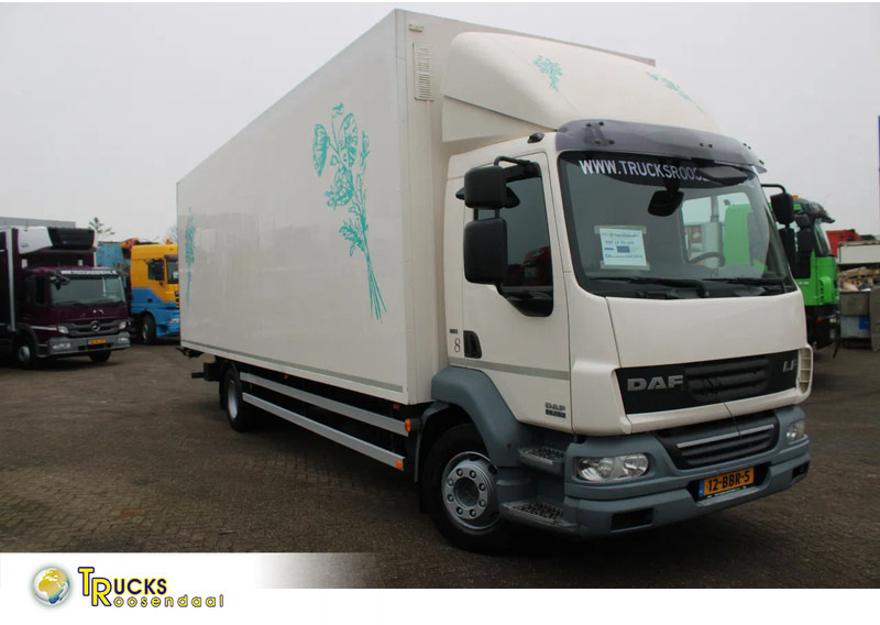 DAF LF 55.250 + euro 5 + lift + 16t - Грузовик с закрытым кузовом: фото 1 DAF LF 55.250 + euro 5 + lift + 16t - Грузовик с закрытым кузовом: фото 1