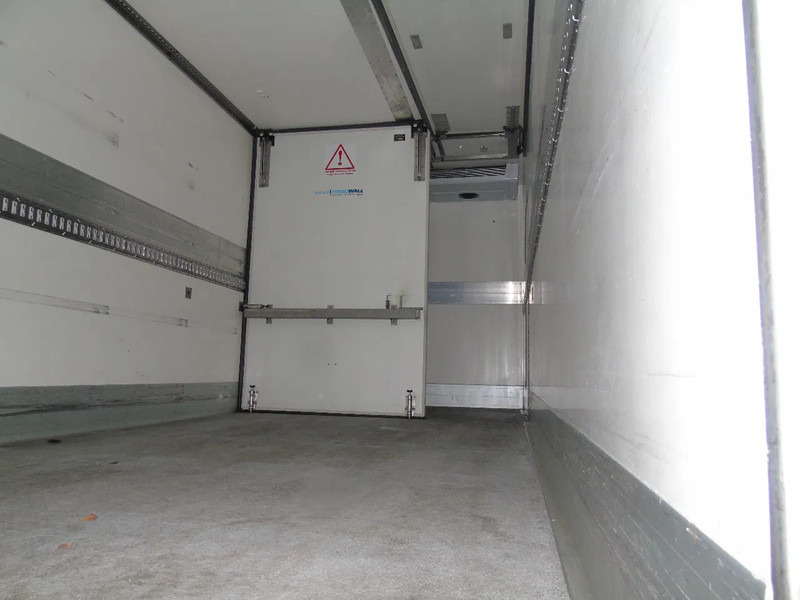 Mercedes-Benz Antos 1924 + EURO 6 + LIFT + KONVEKTA ELECTRIC SOLAR - Рефрижератор: фото 5 Mercedes-Benz Antos 1924 + EURO 6 + LIFT + KONVEKTA ELECTRIC SOLAR - Рефрижератор: фото 5