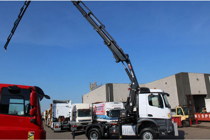 Mercedes-Benz Arocs 2051 + 4X4 + HIAB 302 E6 / JIB 70 X 4 + 10 EXTENTSIONS / NEW!! - Автоманипулятор: фото 2 Mercedes-Benz Arocs 2051 + 4X4 + HIAB 302 E6 / JIB 70 X 4 + 10 EXTENTSIONS / NEW!! - Автоманипулятор: фото 2