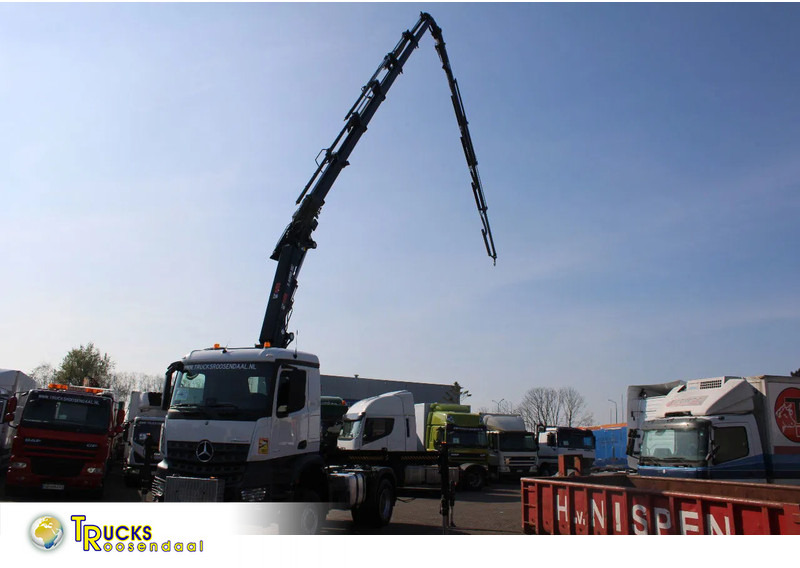 Mercedes-Benz Arocs 2051 + 4X4 + HIAB 302 E6 / JIB 70 X 4 + 10 EXTENTSIONS / NEW!! - Автоманипулятор: фото 1 Mercedes-Benz Arocs 2051 + 4X4 + HIAB 302 E6 / JIB 70 X 4 + 10 EXTENTSIONS / NEW!! - Автоманипулятор: фото 1
