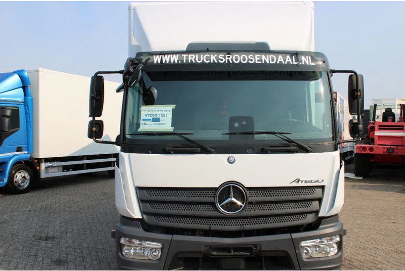 Mercedes-Benz Atego 1221 + EURO 6 + LIFT + 12t - Грузовик с закрытым кузовом: фото 2 Mercedes-Benz Atego 1221 + EURO 6 + LIFT + 12t - Грузовик с закрытым кузовом: фото 2