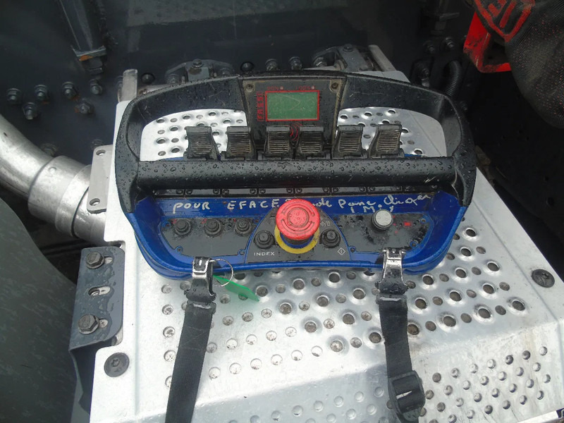 Автоманипулятор Mercedes-Benz Axor 1929 + FASSI F135 + REMOTE + EURO 5 + MANUAL: фото 15 Автоманипулятор Mercedes-Benz Axor 1929 + FASSI F135 + REMOTE + EURO 5 + MANUAL: фото 15