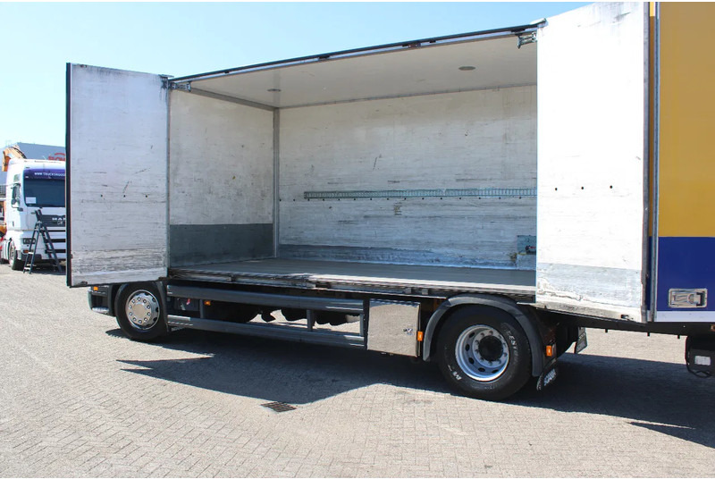 Scania P 230 + LIFT + euro 5 - Грузовик с закрытым кузовом: фото 4 Scania P 230 + LIFT + euro 5 - Грузовик с закрытым кузовом: фото 4