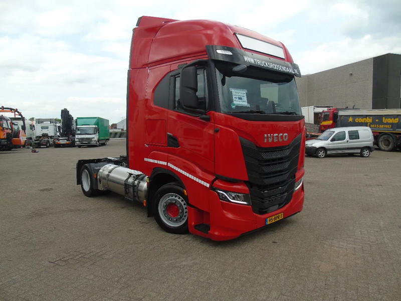 Iveco S-WAY 460 + LNG + 10 PIECES IN STOCK - Тягач: фото 2 Iveco S-WAY 460 + LNG + 10 PIECES IN STOCK - Тягач: фото 2