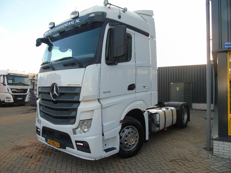 Mercedes-Benz Actros 1942 + EURO 6 - Тягач: фото 2 Mercedes-Benz Actros 1942 + EURO 6 - Тягач: фото 2